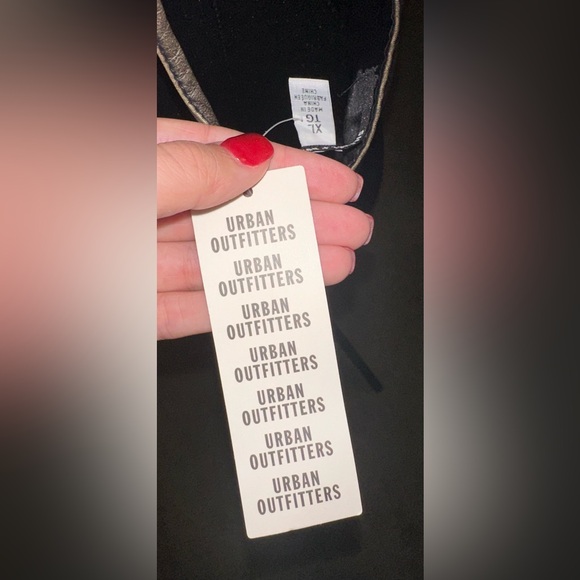 Urban Outfitters halter top NWT - Picture 6 of 6